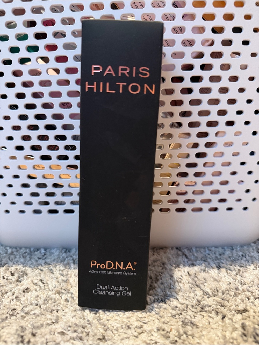 Paris Hilton ProD.N.A Dual-Action Cleansing Gel